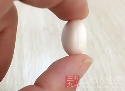 药物经脐吸收后，会直接进人体循环