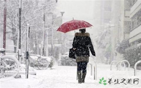 玉树雪灾启动救灾 大雪天气的安全注意事项