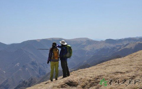 驴友坠崖 野外登山需要注意什么